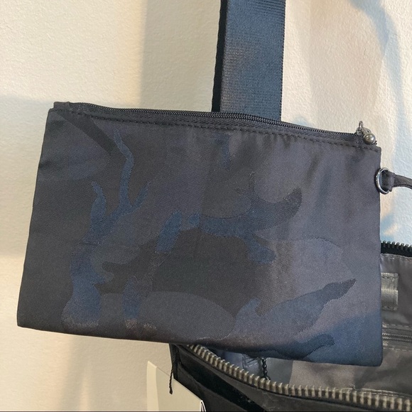 BAGGALLINI Hanover Crossbody Bag With Little  Pouch Wristlet NWT - Picture 6 of 14